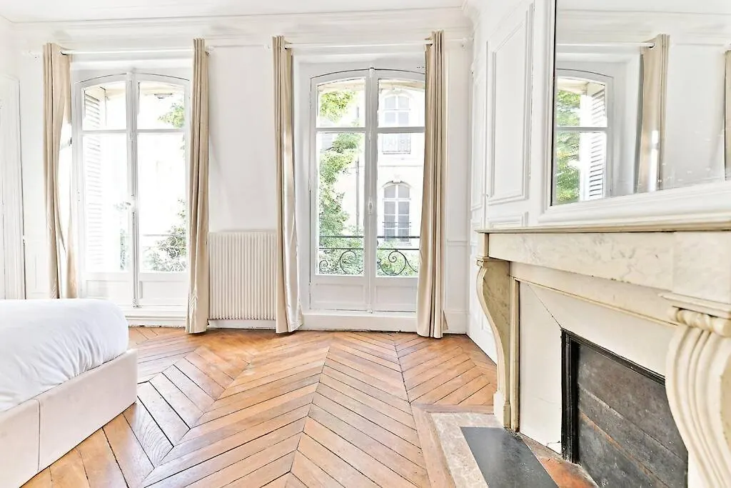 Apartment Appartement Parisien Spacieux #Marais #Rivoli - II