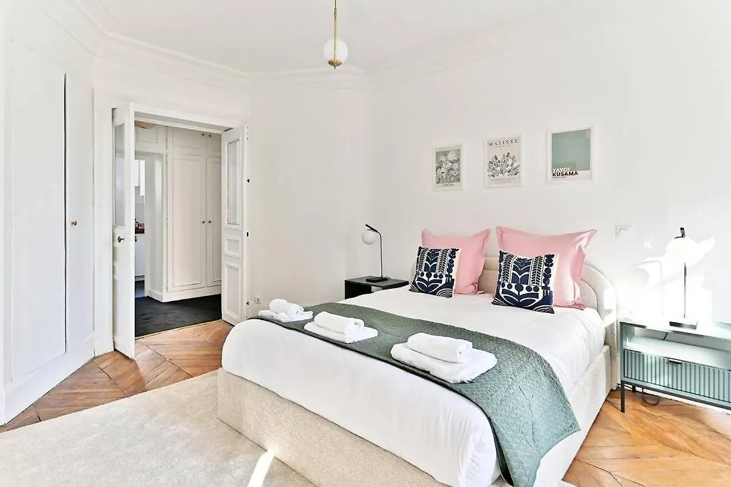 Apartment Appartement Parisien Spacieux #Marais #Rivoli - II